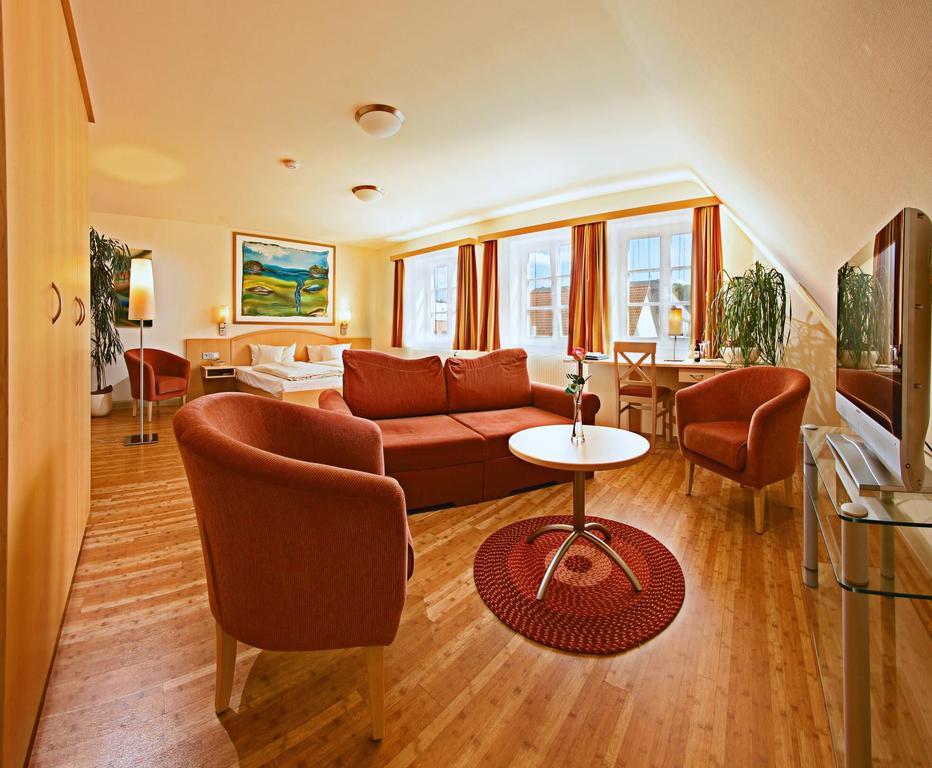 Hotel Gasthof Zum Ochsen Ehingen  Bagian luar foto