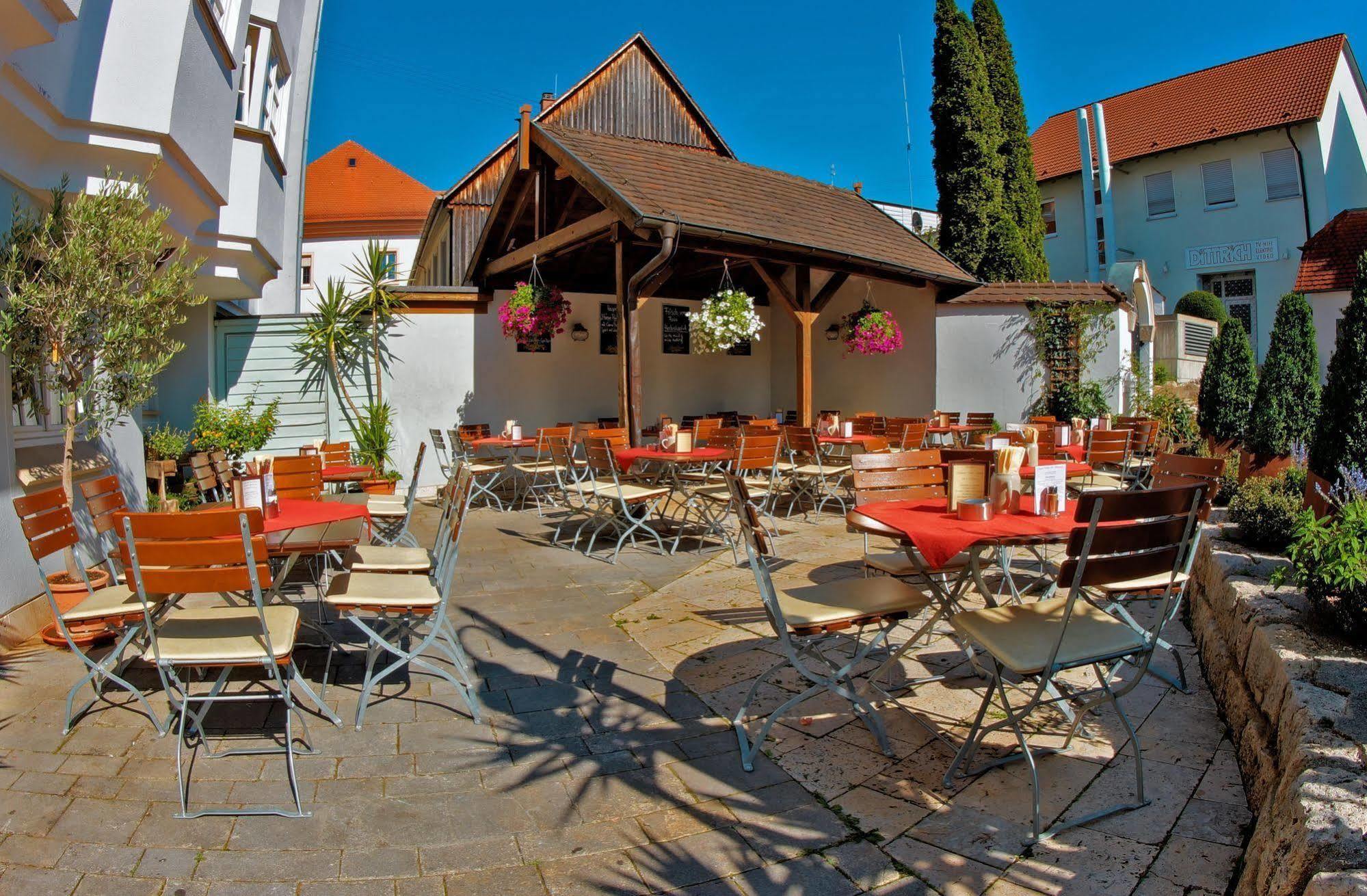 Hotel Gasthof Zum Ochsen Ehingen  Bagian luar foto